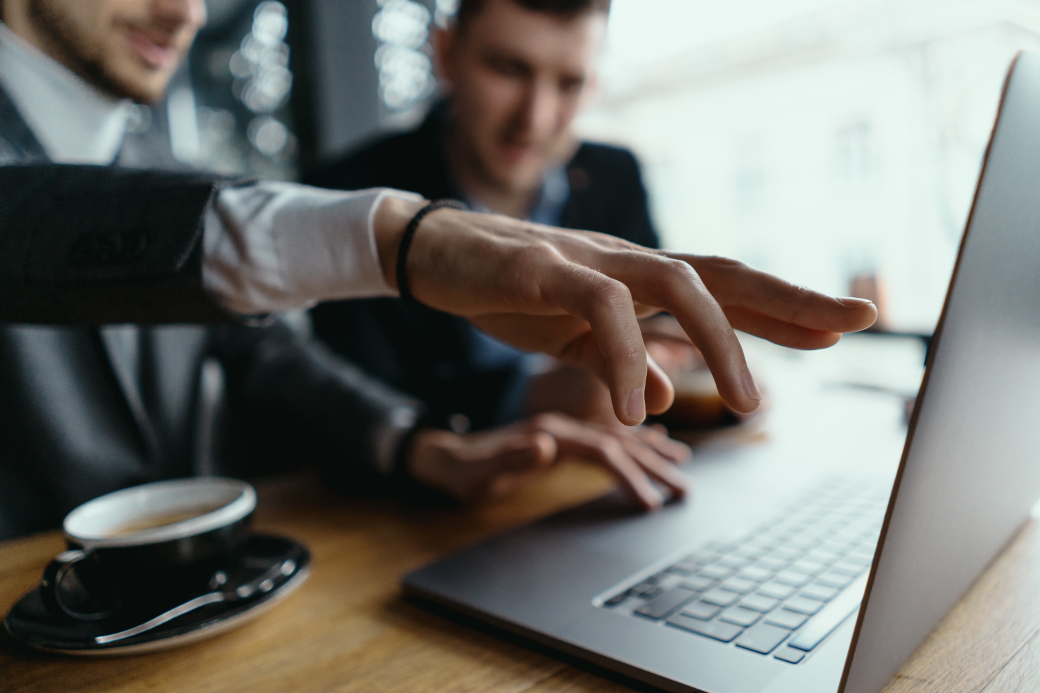 Como Identificar Fraudes na Sua Empresa? - Detetive Daniele